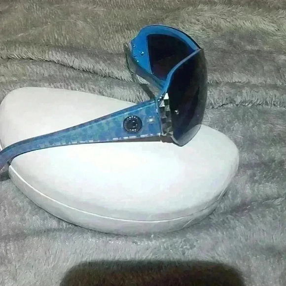 Coach sunglasses - Picture 3 of 7